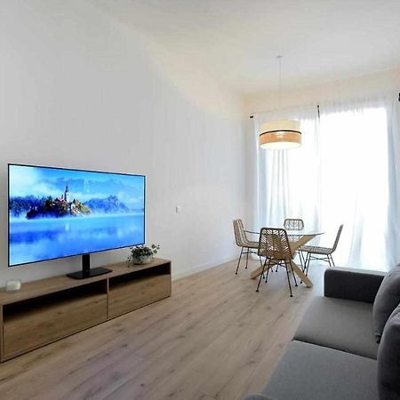 Mike House Alojate En El Corazon De Zaragoza Apartment Exterior photo